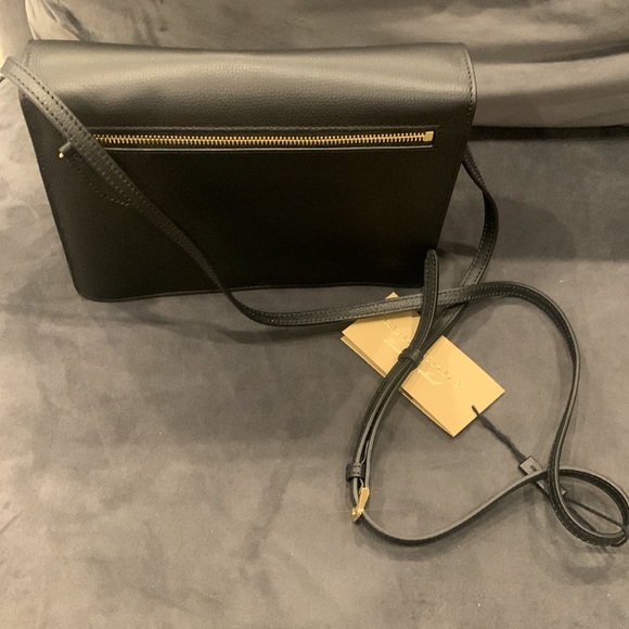 Burberry purse - Picture 3 of 6